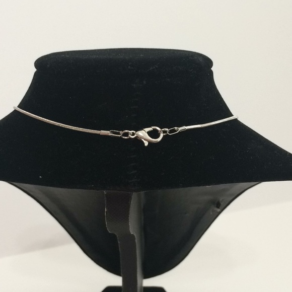 Turquoise Necklace - Picture 3 of 4